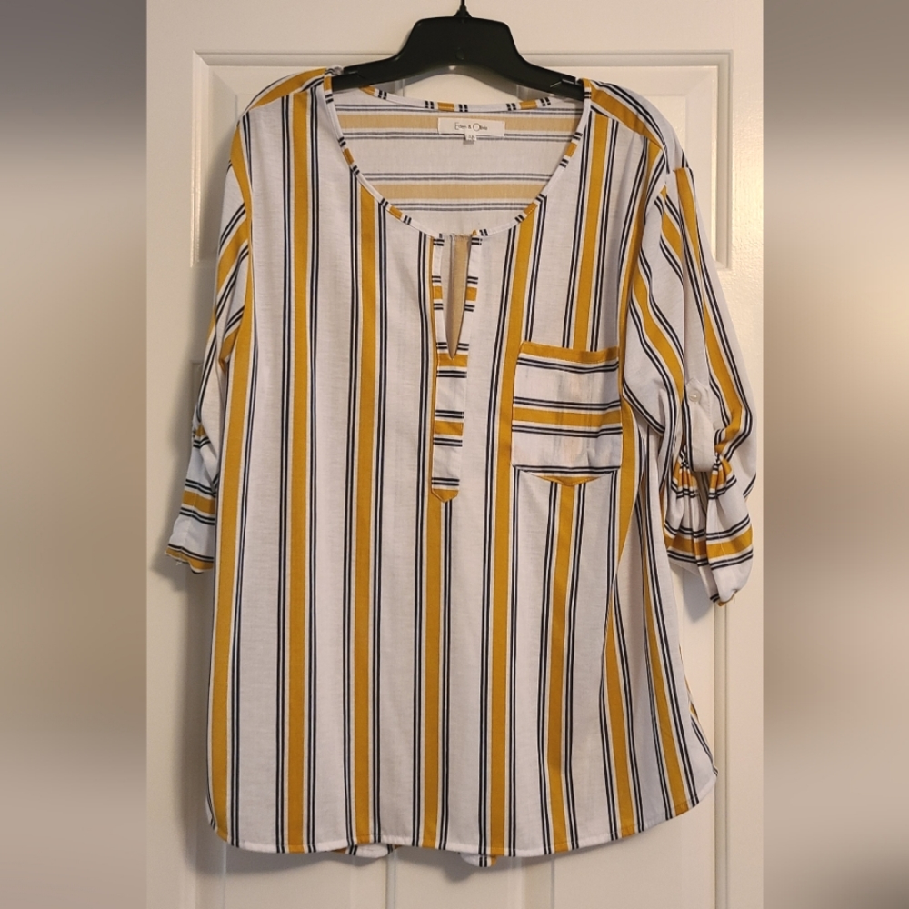 Eden & Olivia 3/4 sleeve top
